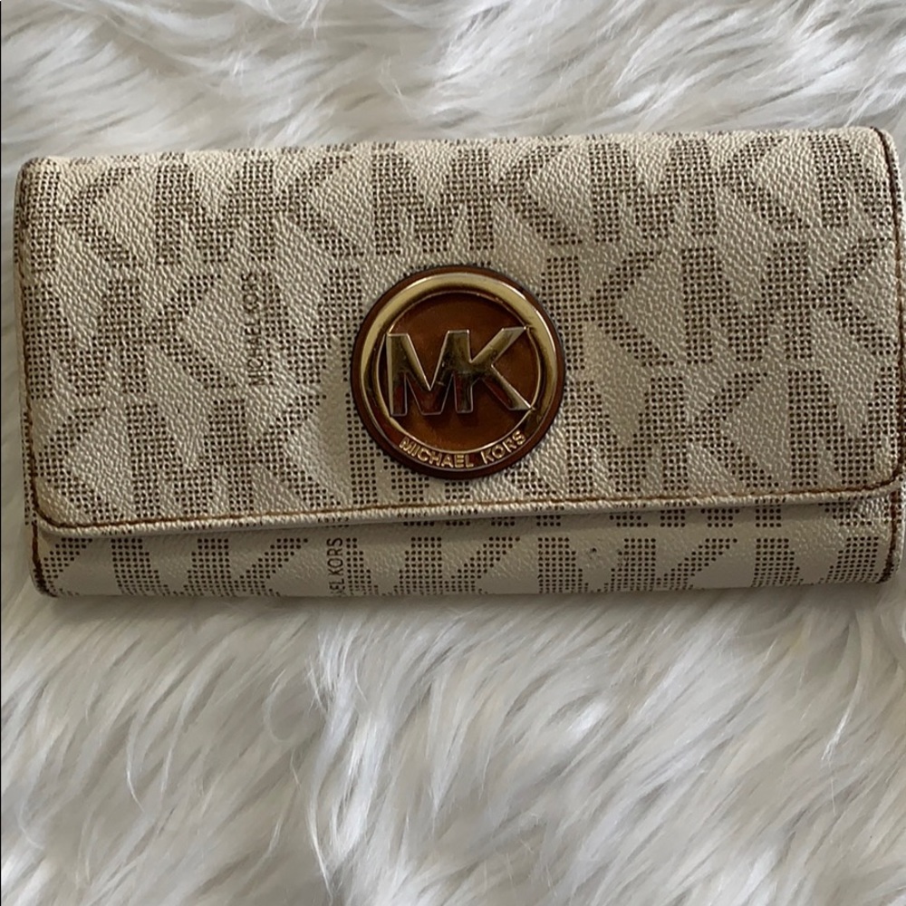 Authentic Michael Kors Wallet